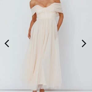 Selfie Leslie Cream Ruched Off-Shoulder Gown Size S